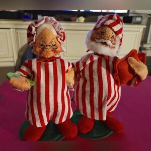 Annalee 87 Mr And Mrs Clause Dolls.